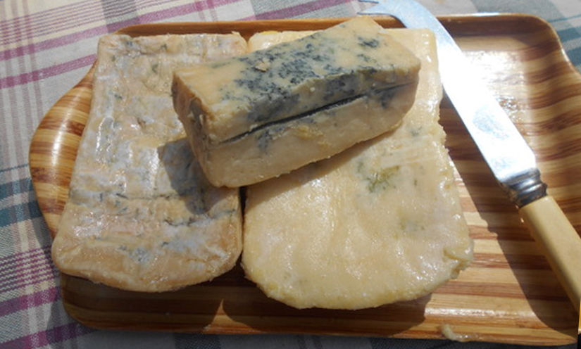 Miaia cheese Queen Blue a royal cheese